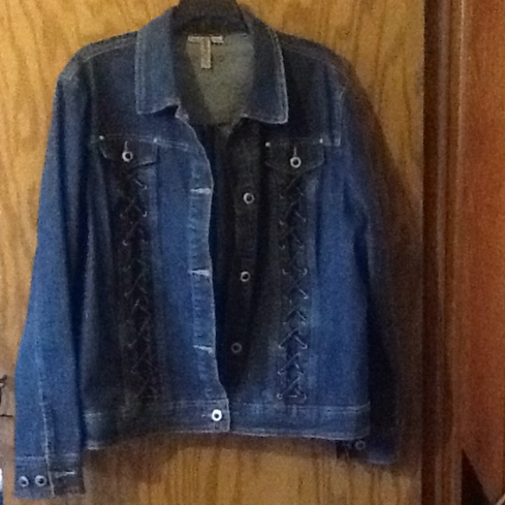 Women's Country door blue jean jacket. XL